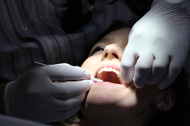 Implanturi dentare sector 6